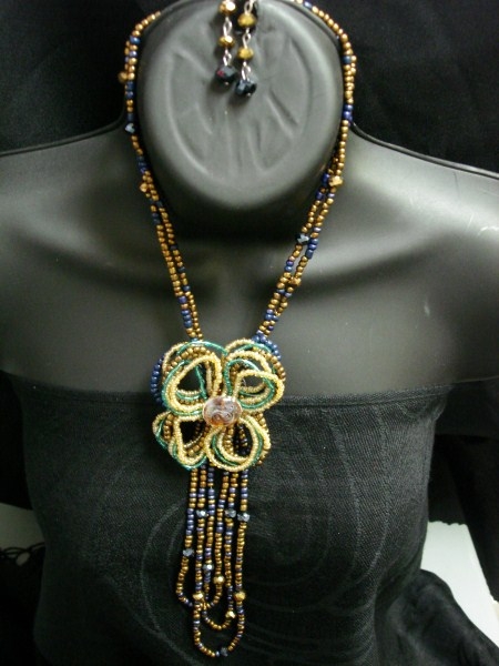 Fashion Necklace Set